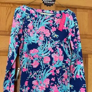 Lilly Pulitzer pull over cotton long sleeve top. NWT
